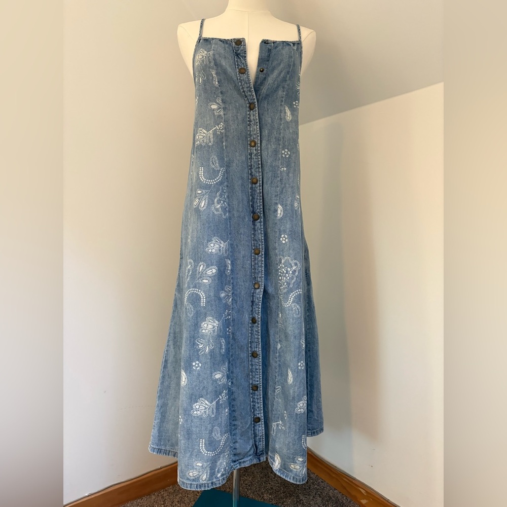 Free People EUC versatile denim maxi dress